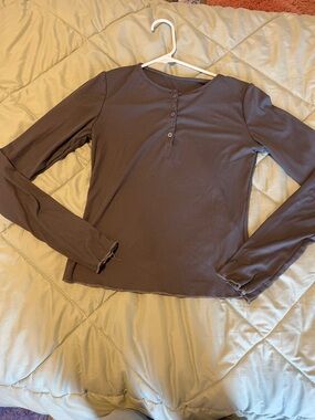 Women's Brown Long-Sleeve Henley Ribbed Top with adjustable buttons